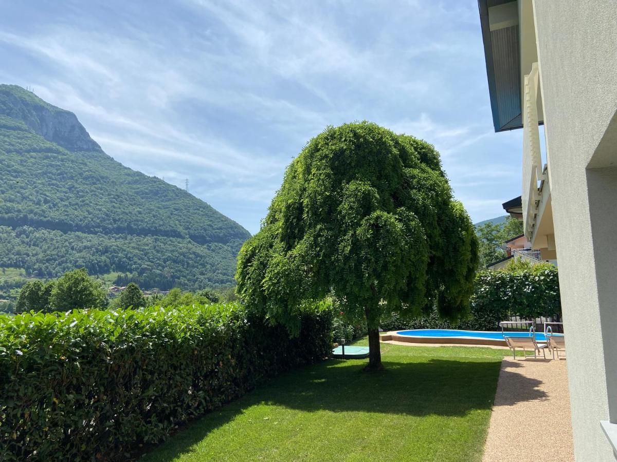 Maison Morandi Spinone Al Lago 外观 照片